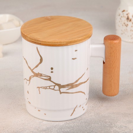 Ceramic mug with a wooden lid "Mirage", 350 ml, color mix