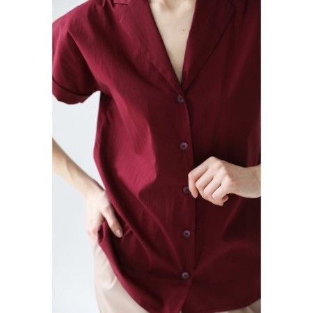 Women's blouse with a strong collar and lapels, size 46-2
