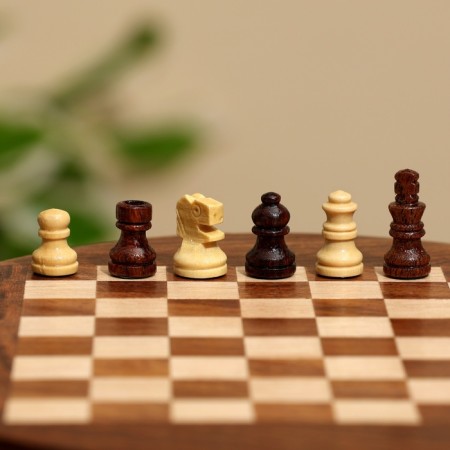 Chess is round, board 15x15 cm, tree shisham-2