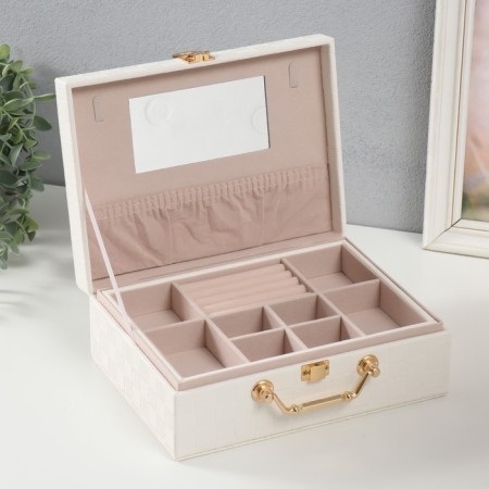 Casket to the leatherette for jewelry "Case. Chess" White 17.5x24x9 cm-2