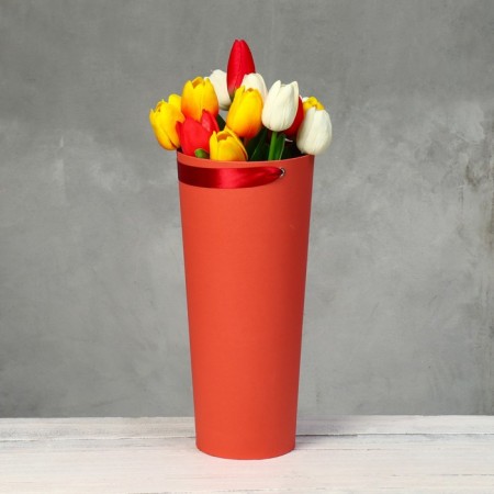 Carrying cone to flowers, red 10 x 14 x 30 cm