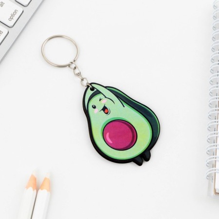 A wooden key key "Avocado" 5 x 6 cm-2