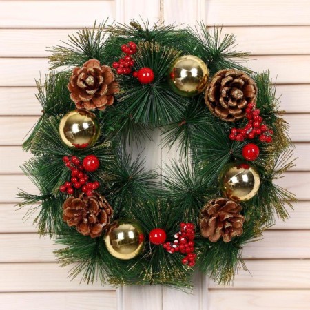New Year's Wreath D-25 cm "cones and berries"