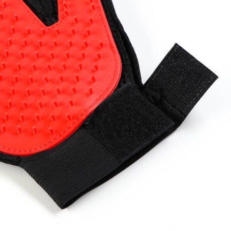 Glove - a brush for wool on the right hand with elongated cloves, red-3