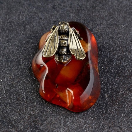 Souvenir "Fly", brass, amber, 2x3x1.5 cm-2