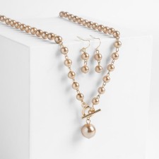 Set 2 objects: Earrings of the Neck “Gabriela” small pearls, the color is light brown in gold, 45 cm