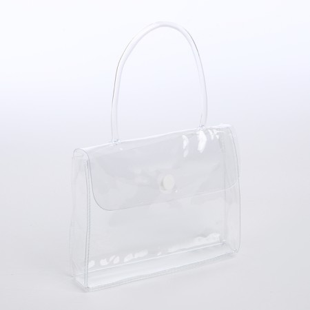 Cosmetic bag on the button, the color is transparent