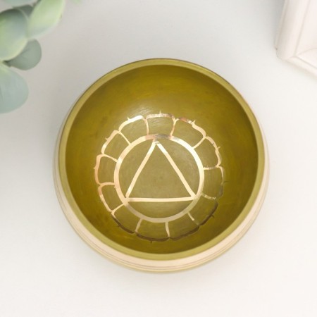 Singing bowl metal "yellow" with a resonator d = 8 cm-2