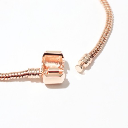 The basis for the bracelet is "bead", the color is pink gold, 17 cm-1