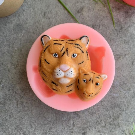 Silicone form "Tigress with Tigeron 2d S"