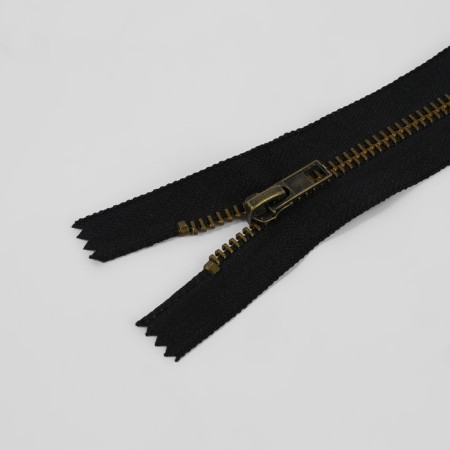 Metal zipper, No. 5, non -proceeding, automatic lock, 18 cm, black color/antique-1