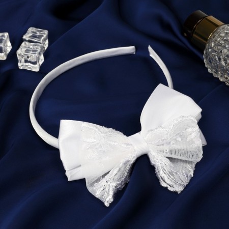 Hair cap "Schoolgirl" a bow with lace, 1 cm, white