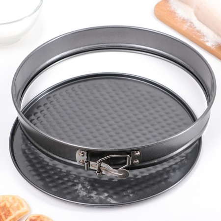 A set of forms for baking the connective share “Elin Low”, 3 subjects: D = 28/26/24 × 4 cm, anti -stick coating, black color-5