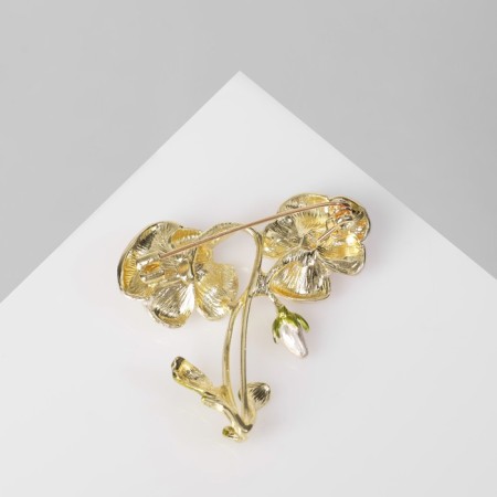 Brooch "Flowers", white-green color in gold-1
