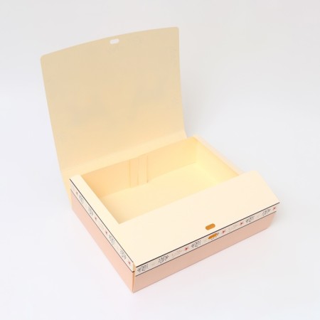 New Year. New Year's Folding gift box, packaging, New Year's couple, 31 × 24.5 × 8 cm.-2