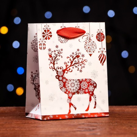 Laminated "Fairytale Deer" package 11.5 x 14.5 x 6 cm