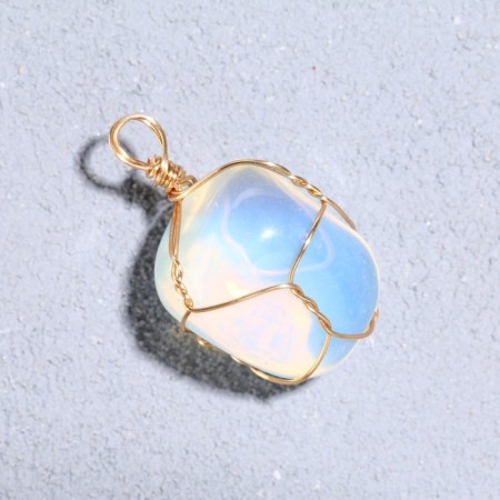 Trick "Opal", in wire-1