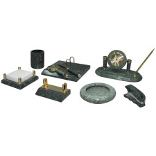 Set a desktop 9 objects, color green marble