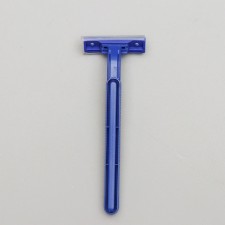 Disposable razor 