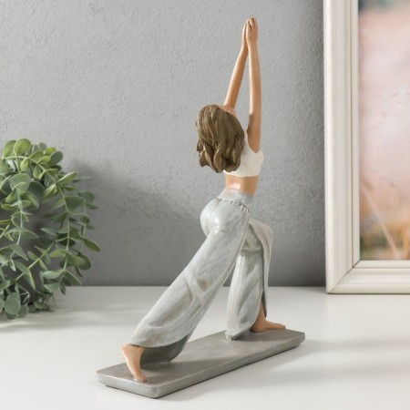 Souvenir Polystone "Girl - Asana Warrior" 19x6x26.5 cm-1