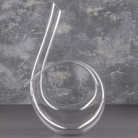 Glass decanter for wine, 1.4 liters-1