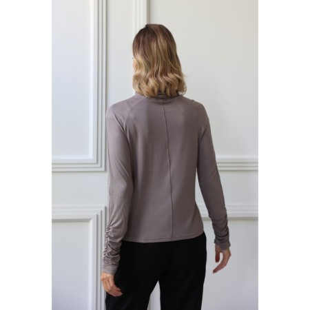 Women's turtleneck, size 48-2