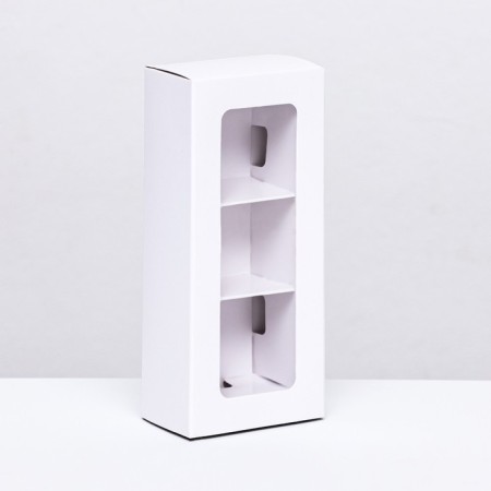 Packaging with a shell for 3 sweets, with a window, white 13x5x3.3 cm