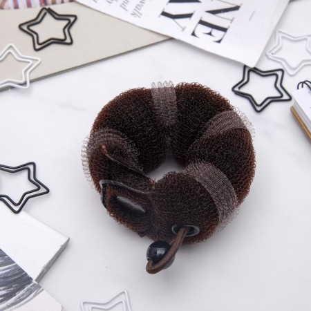 A roller with a mount and an elastic band for creating a beam 4x18cm, brown