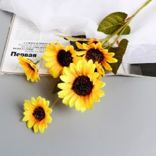 Artificial flowers 