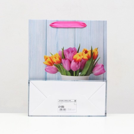 Laminated "delicate tulips" 26x32x12 package-1