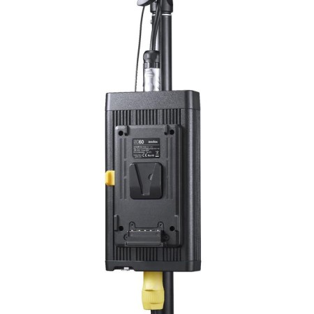 LED illuminator GODOX S60, focusing-8