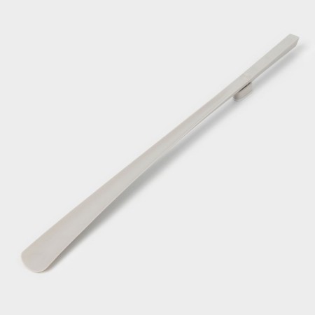 A spoon for shoes with a magnetic holder, 61.5x4.1x2 cm, plastic, white color