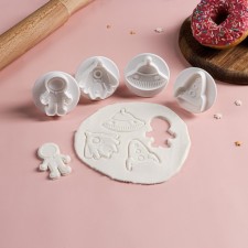 A set of Pluners of the confectionery shares 