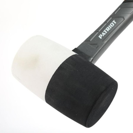 Kiyanka Patriot RMF-680BW Black and White, Fiberglass Handle, 680 g-1