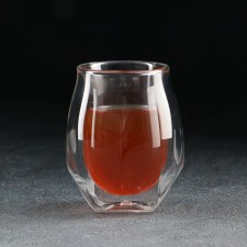 A glass glass glass with double walls Magistro 