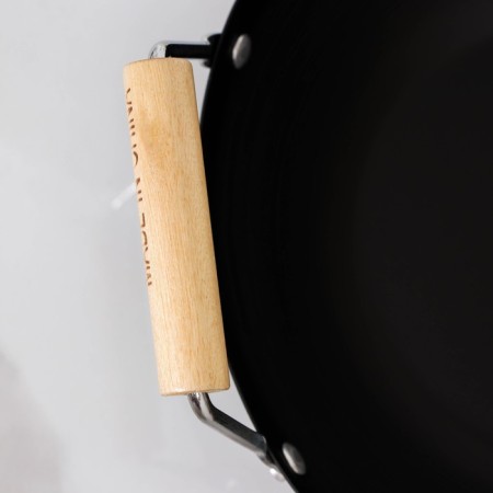 Skoroda-Wok Dolyana "Jacqueline", D = 24.5 cm, wooden pens, black color-4