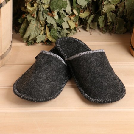 Slips for the bathhouse are gray women (26 cm int. Insole)