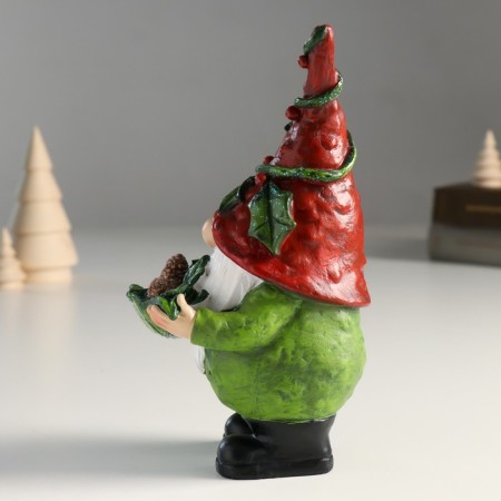 Suvenir Polystone "Santa Claus in a cap with berries, with cones on a sheet" 9x9x18.8 cm-3
