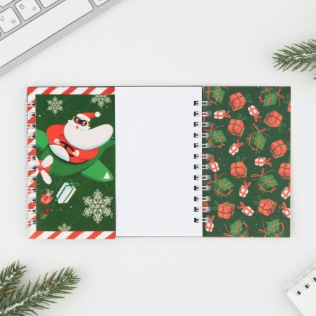 New Year. Double notebook on the crests "New Year rushes to us!"-3