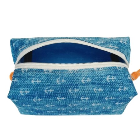 Cosmetic bag of blue oxford anchor maxor-2
