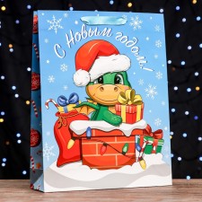 Laminated vertical package 