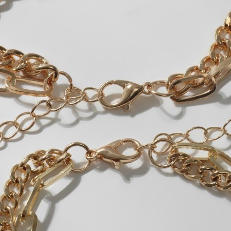 Bracelets "Uenubles" on a magnet, heart and chains, color gold-2