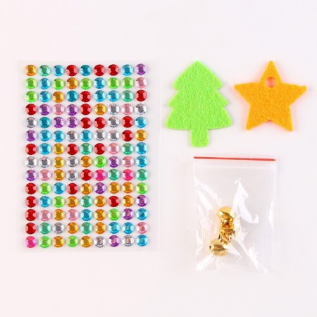 New Year's set to create a wreath of felt "New Year!", With bells-4