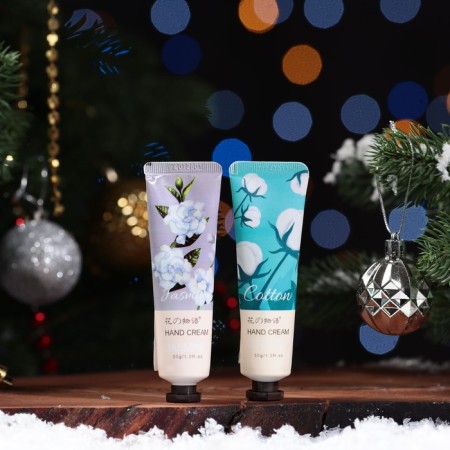 Gift New Year's set Secret Beauty No. 7: hand cream-1