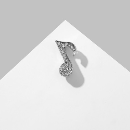 Brooch "Notka", white color in silver-1