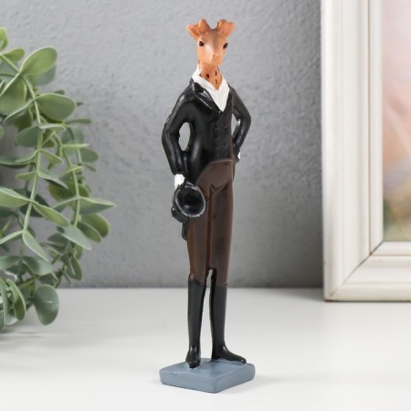 Polystone souvenir "Giraffe in a tailcoat"-3