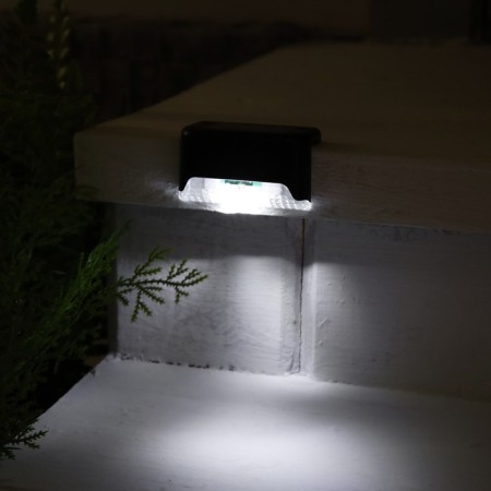 Garden lamp on a sunny battery, 8 × 4.5 × 4.5 cm, 1 LED, white glow, black