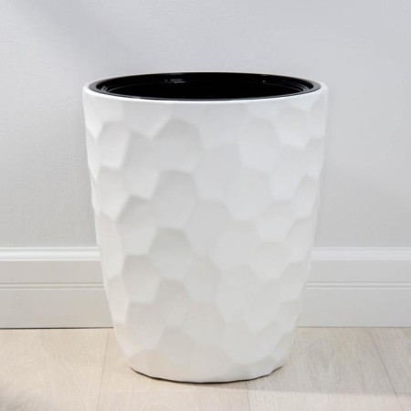 Kashpo for flowers with an insert "Mosaic", 19.5 l (9 l), white color