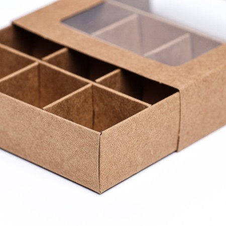 Box for sweets 9 pieces, 8.7 x 8.7 x 2.5 thin separators, craft-3