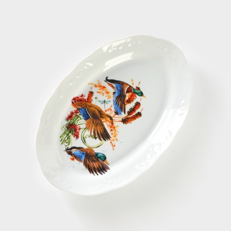 Porcelain dish "Hunting season", d = 31.5 cm, white, mix-1